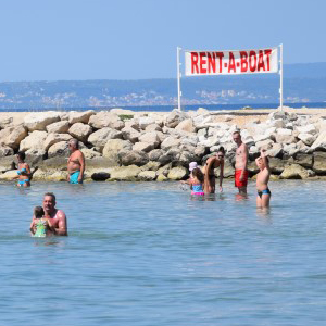 Omiš, Boat Rides, The Seasons Residence