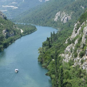 Omiš, Zipline, The Seasons Residence